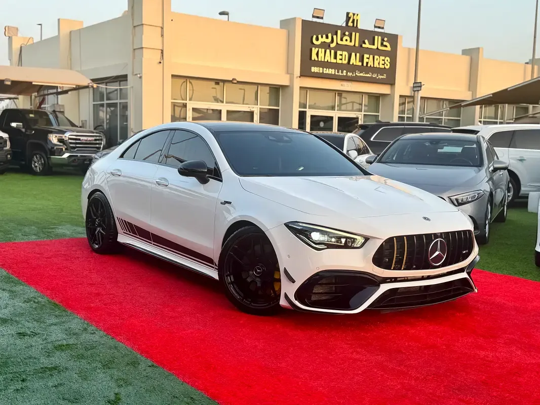 Mercedes-Benz CLA 45 8G-DCT 4MATIC+ (387 حصان) - 2