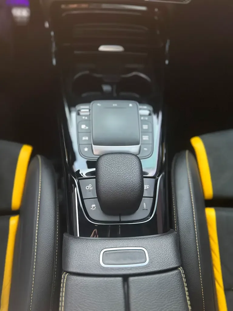 Mercedes-Benz CLA 45 8G-DCT 4MATIC+ (387 حصان) - 9