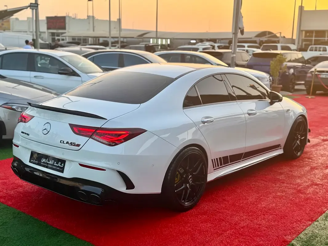 Mercedes-Benz CLA 45 8G-DCT 4MATIC+ (387 حصان) - 14