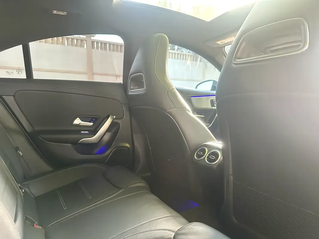 Mercedes-Benz CLA 45 8G-DCT 4MATIC+ (387 حصان) - 11