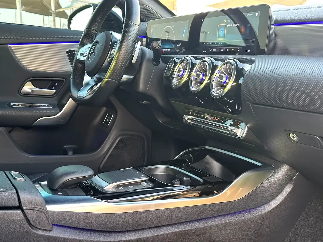 Mercedes-Benz CLA 45 8G-DCT 4MATIC+ (387 حصان) - 13
