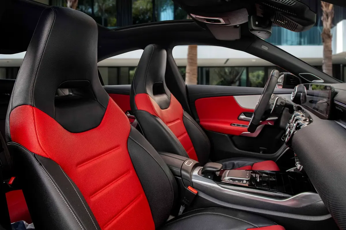 Mercedes-Benz CLA 45 8G-DCT 4MATIC+ (387 حصان) - 12