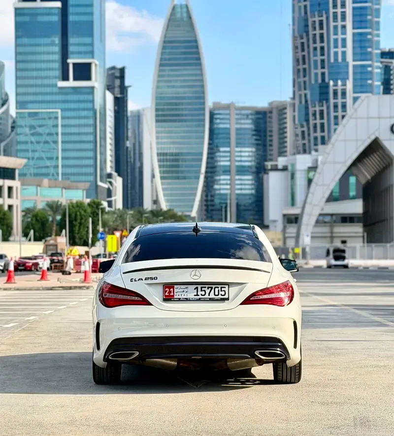Mercedes-Benz CLA CLA 250 7G-DCT (211 hp) - 7