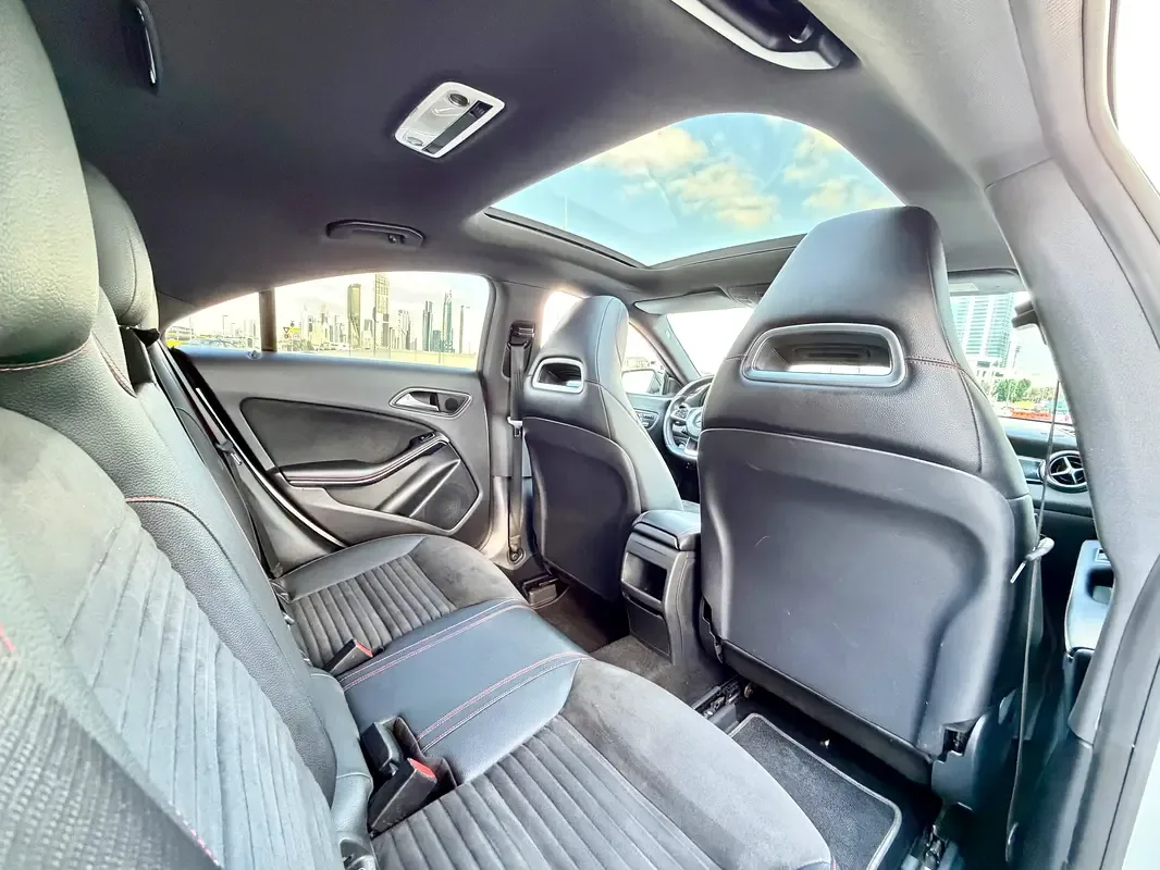 Mercedes-Benz CLA CLA 250 7G-DCT (211 hp) - 13