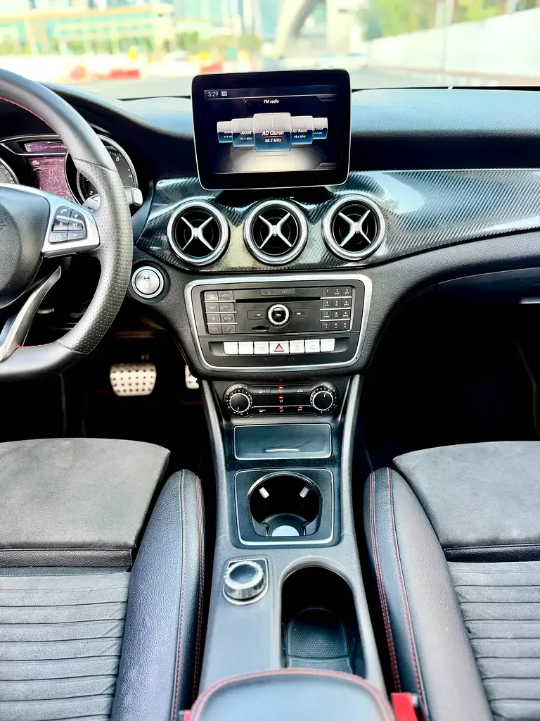 Mercedes-Benz CLA CLA 250 7G-DCT (211 hp) - 17