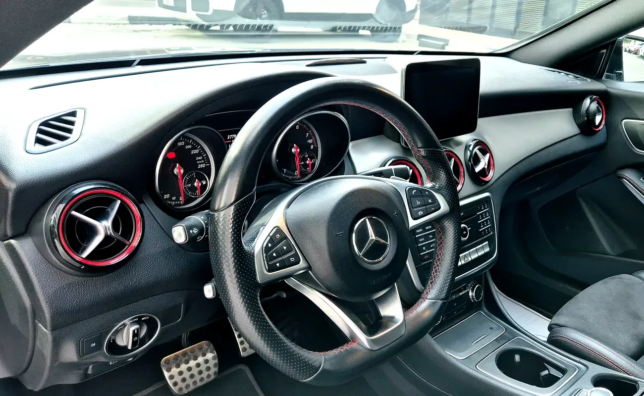 Mercedes-Benz CLA CLA 250 7G-DCT 4MATIC (211 حصان) - 2