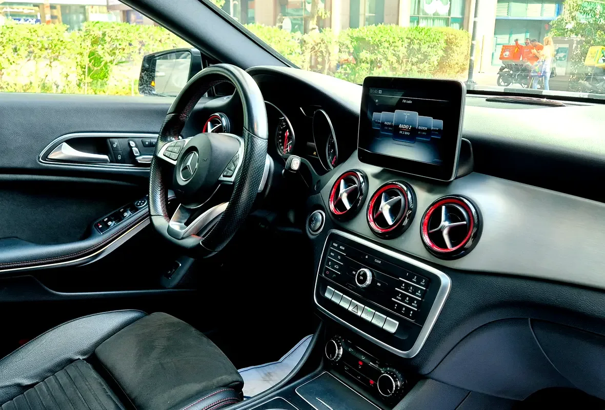 Mercedes-Benz CLA CLA 250 7G-DCT 4MATIC (211 حصان) - 9
