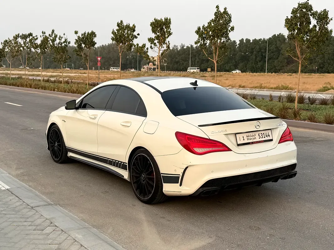 Mercedes-Benz CLA CLA 45 AMG Speedshift DCT 4Matic (360 hp) - 6