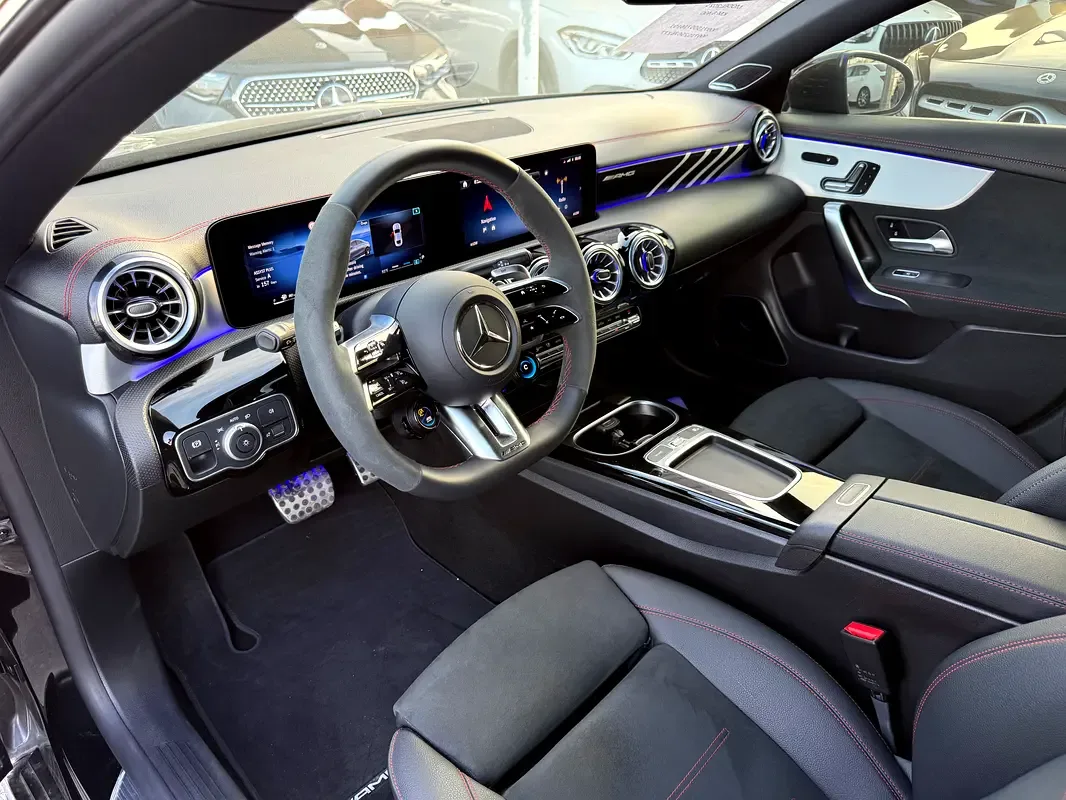Mercedes-Benz CLA E AT RWD (224 hp) - 10