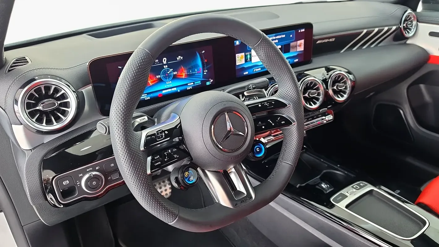 Mercedes-Benz CLA E AT RWD (224 hp) - 5