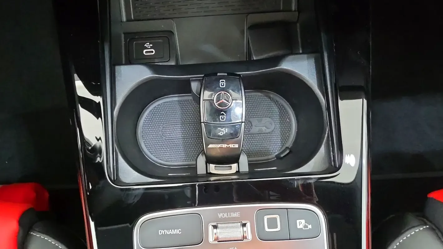 Mercedes-Benz CLA E AT RWD (224 hp) - 11