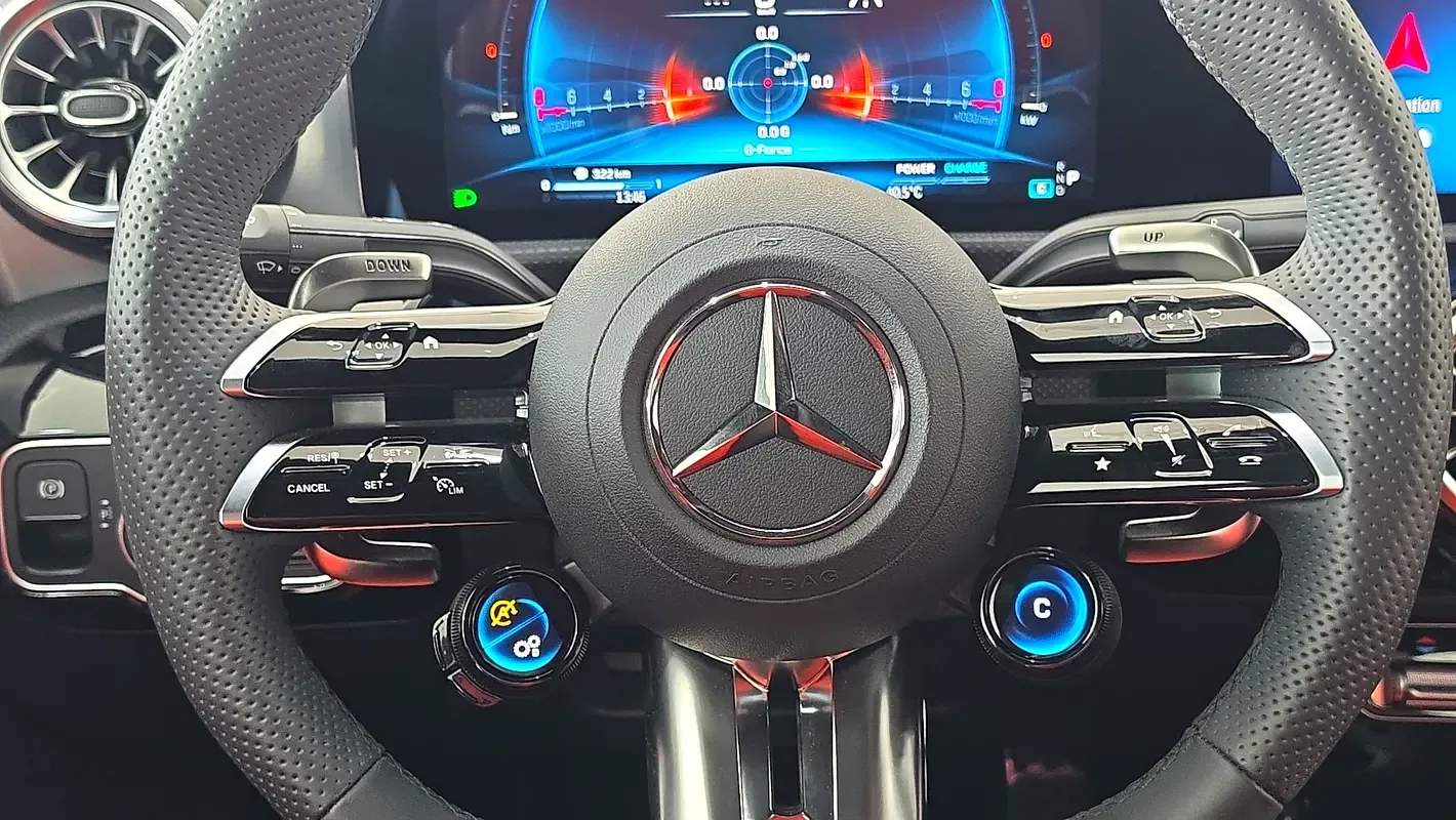 Mercedes-Benz CLA E AT RWD (224 hp) - 9