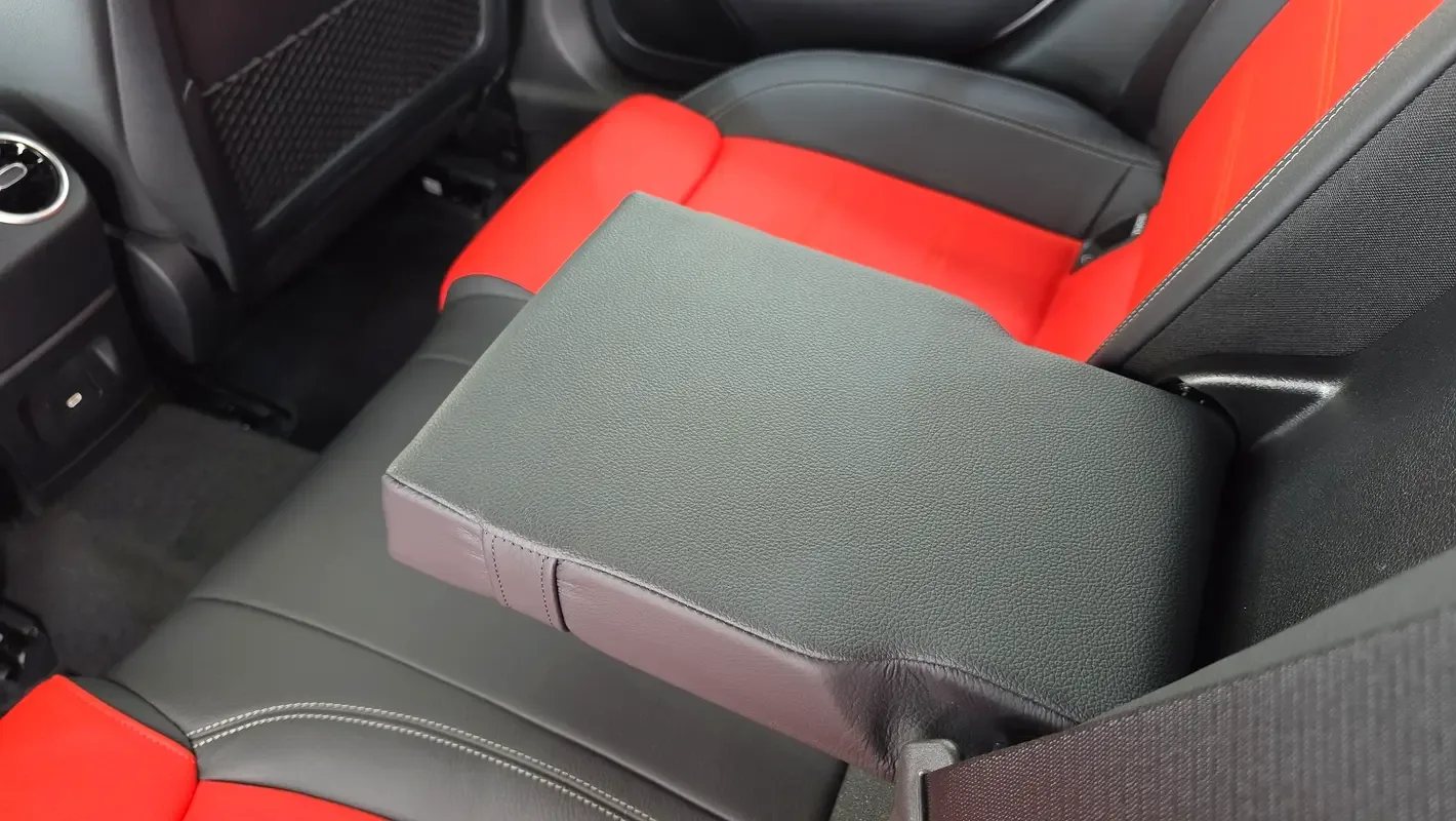 Mercedes-Benz CLA E AT RWD (224 hp) - 14