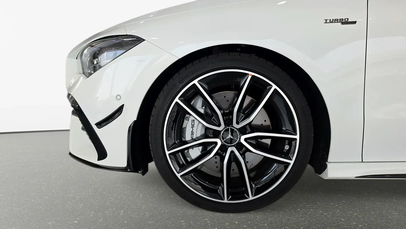Mercedes-Benz CLA E AT RWD (224 hp) - 17