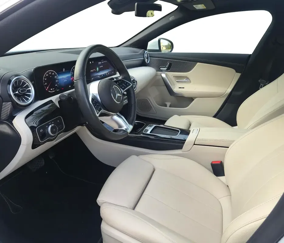 Mercedes-Benz CLA E AT RWD (224 حصان) - 6