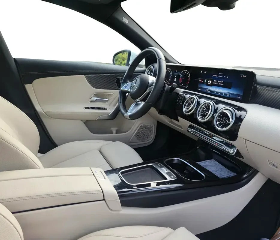 Mercedes-Benz CLA E AT RWD (224 حصان) - 8