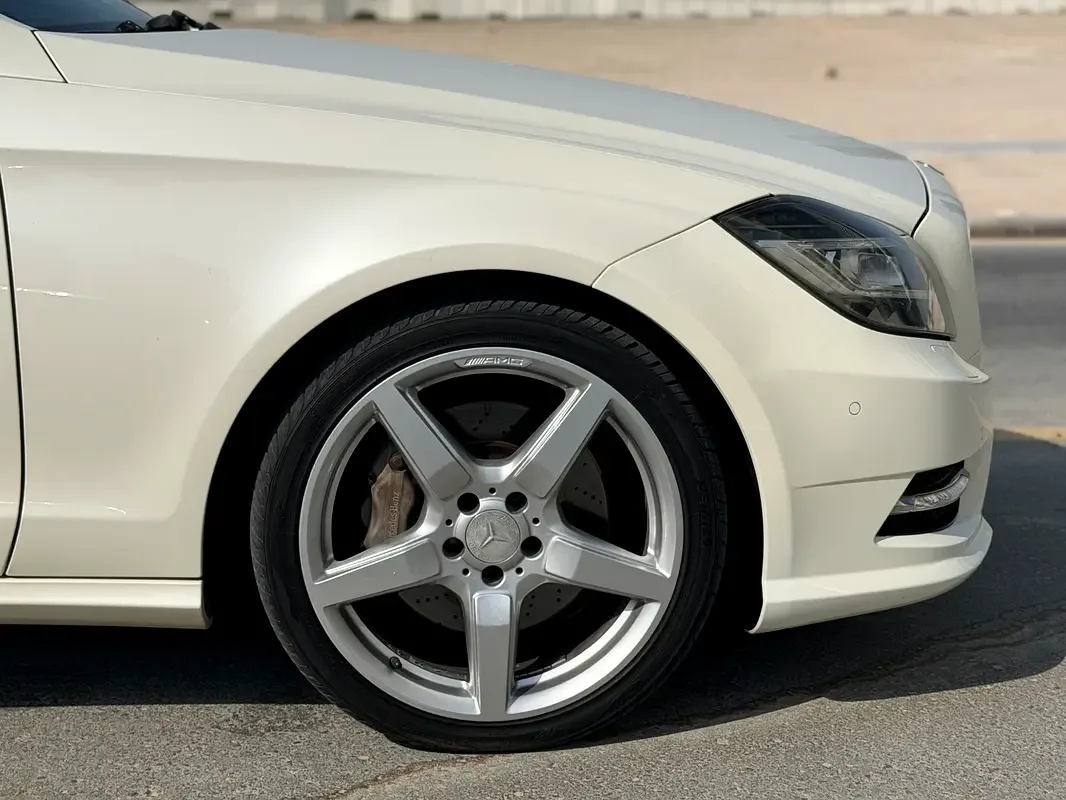 Mercedes-Benz CLS CLS 350 BlueEfficiency 7G-Tronic Plus (306 hp) - 4