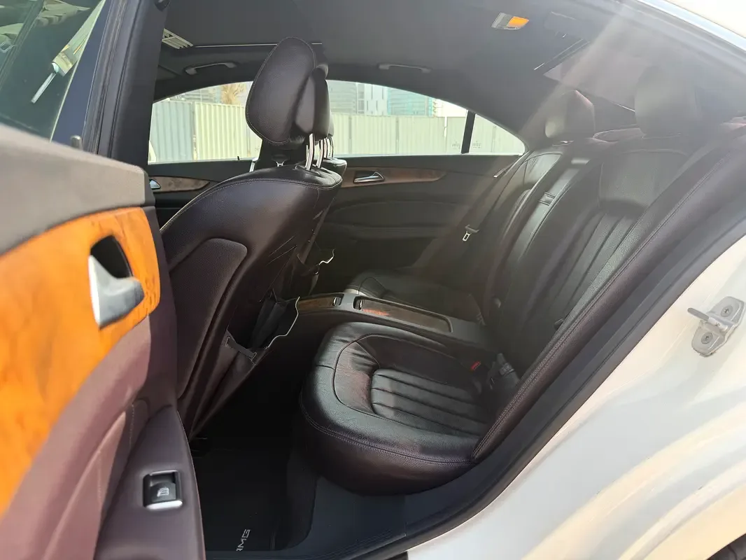Mercedes-Benz CLS CLS 350 BlueEfficiency 7G-Tronic Plus (306 hp) - 12