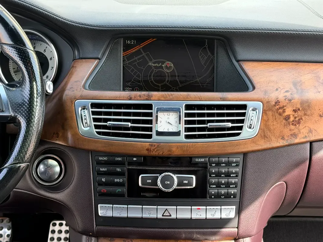 Mercedes-Benz CLS CLS 350 BlueEfficiency 7G-Tronic Plus (306 hp) - 13