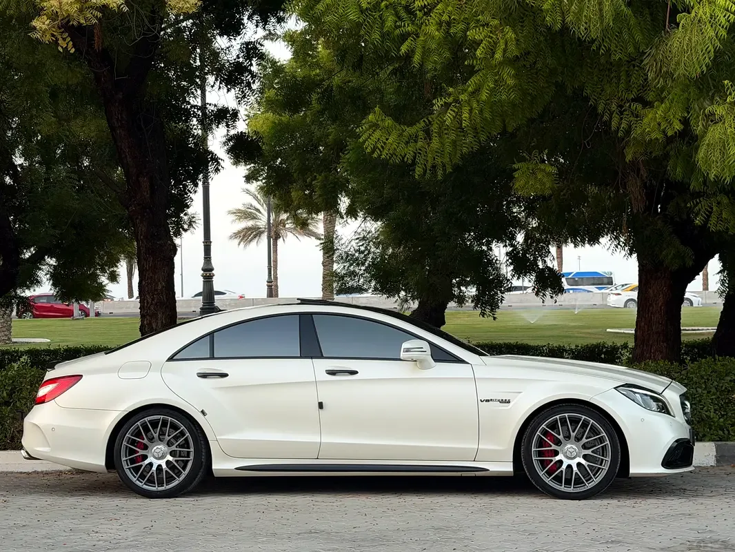 Mercedes-Benz CLS CLS 63 AMG Speedshift MCT 4Matic (557 حصان) - 6
