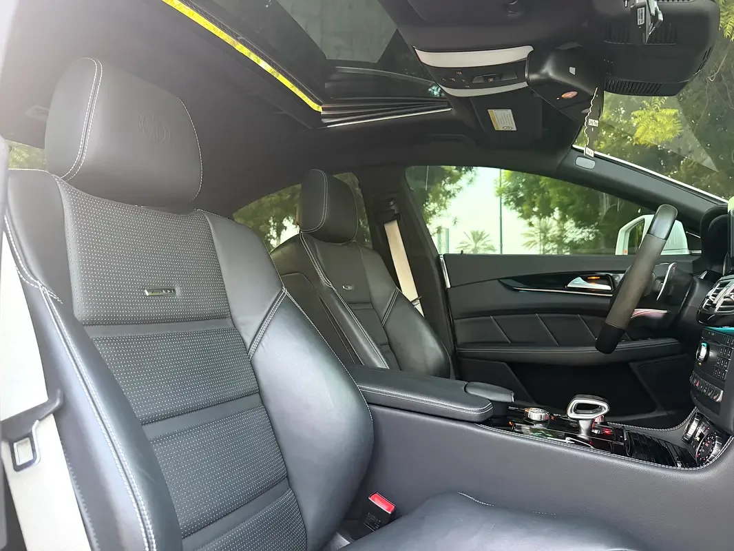 Mercedes-Benz CLS CLS 63 AMG Speedshift MCT 4Matic (557 حصان) - 15