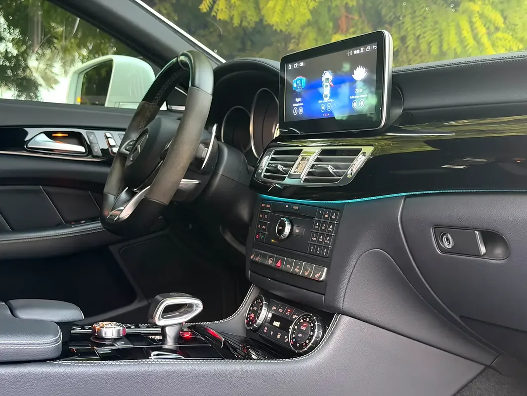 Mercedes-Benz CLS CLS 63 AMG Speedshift MCT 4Matic (557 حصان) - 17