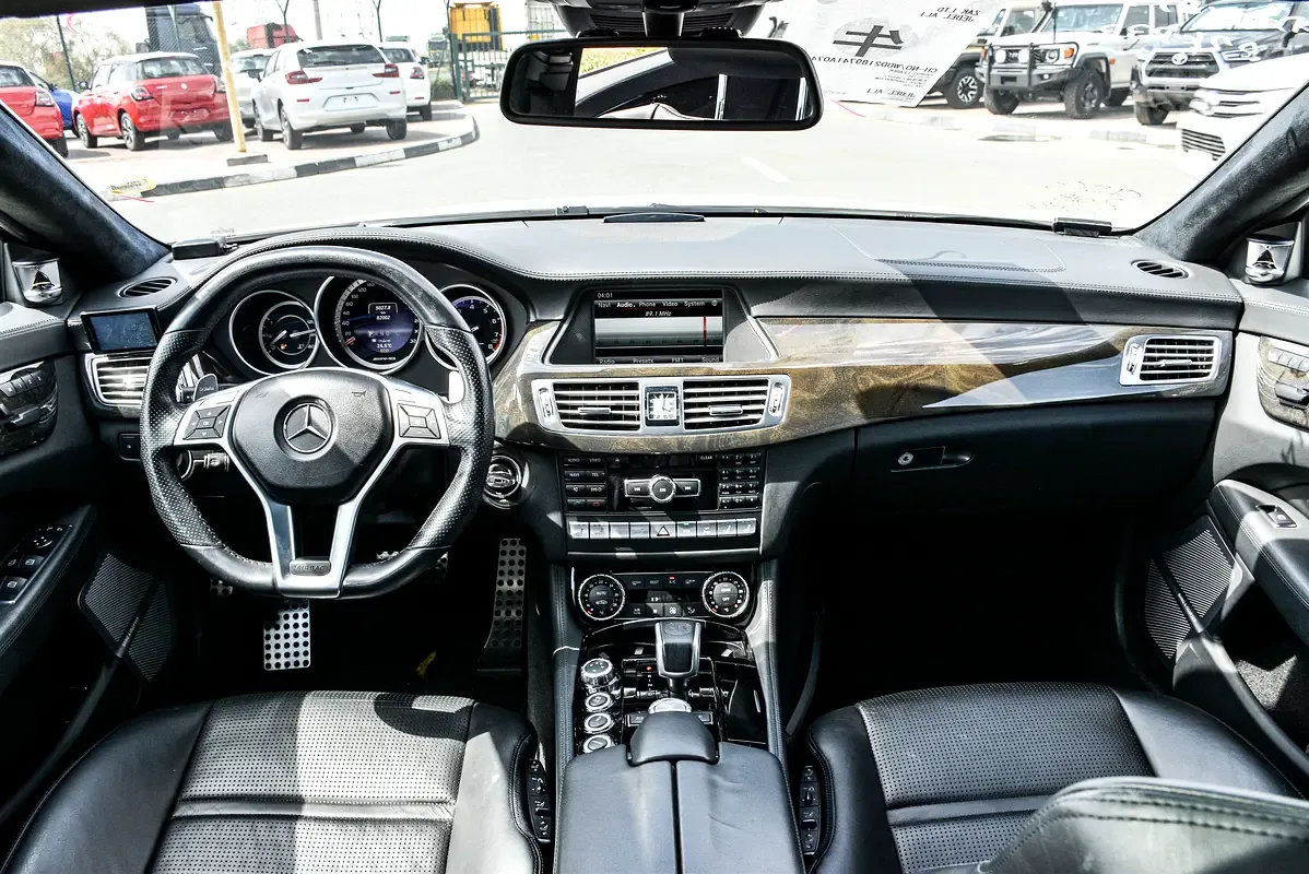 Mercedes-Benz CLS CLS 63 AMG Speedshift MCT 4Matic (557 hp) - 10