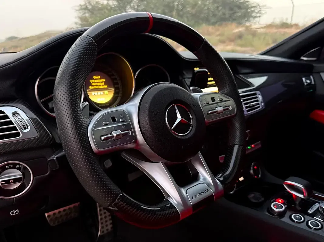 Mercedes-Benz CLS CLS 63 Speedshift MCT (557 hp) - 19