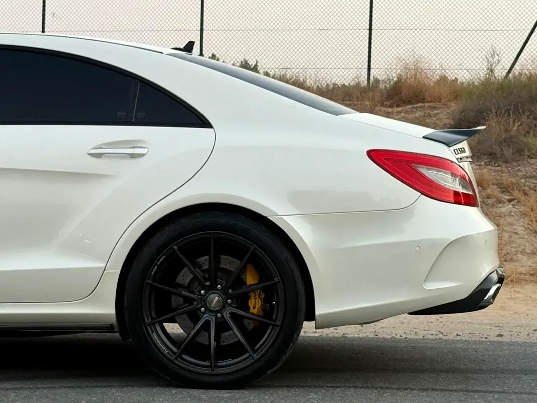 Mercedes-Benz CLS CLS 63 Speedshift MCT (557 hp) - 17