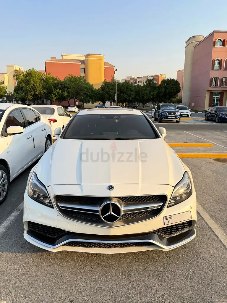Mercedes-Benz CLS CLS 63 Speedshift MCT (557 hp)