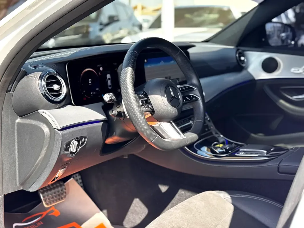 Mercedes-Benz E-Class 2.0 AT (197 حصان) - 14