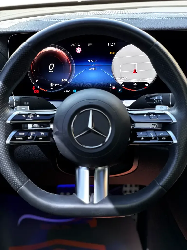 Mercedes-Benz E-Class 2.0 AT (197 حصان) - 19
