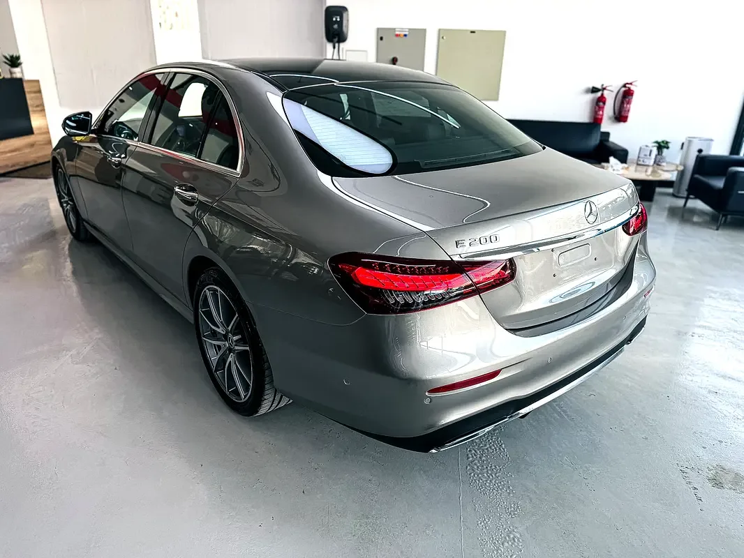 Mercedes-Benz E-Class 2.0 AT (204 حصان) - 7
