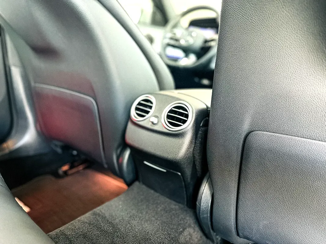 Mercedes-Benz E-Class 2.0 AT (204 حصان) - 14