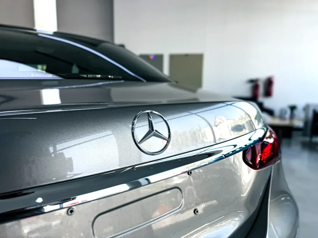 Mercedes-Benz E-Class 2.0 AT (204 حصان) - 19