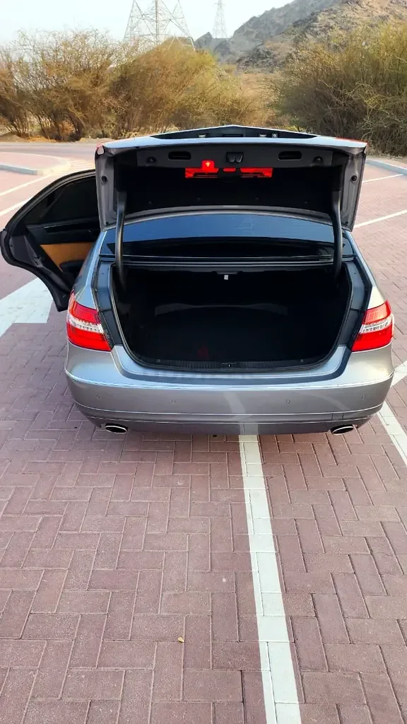 Mercedes-Benz E-Class 2.0 AT (211 hp)