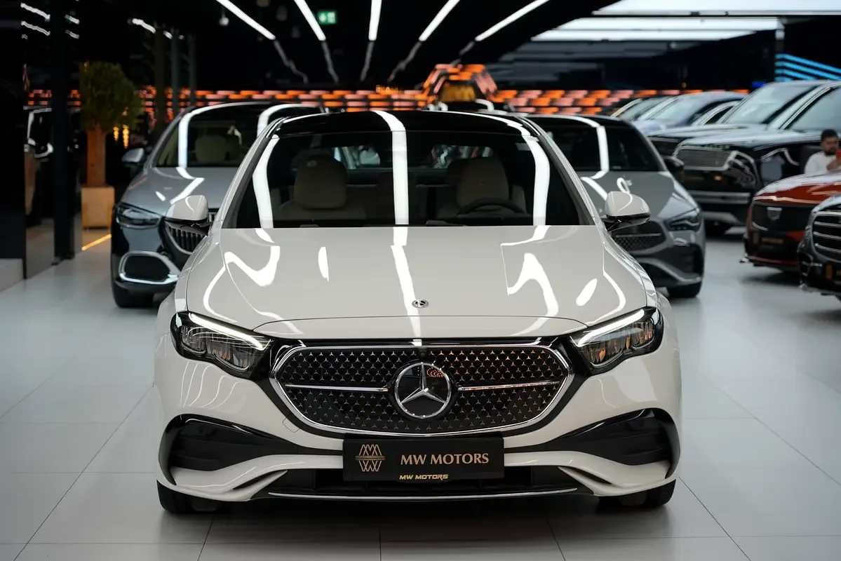 Mercedes-Benz E-Class 2.0 AT (255 hp)