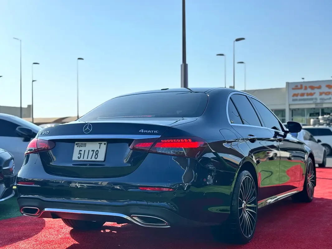 Mercedes-Benz E-Class 2.0 AT (255 حصان) - 8