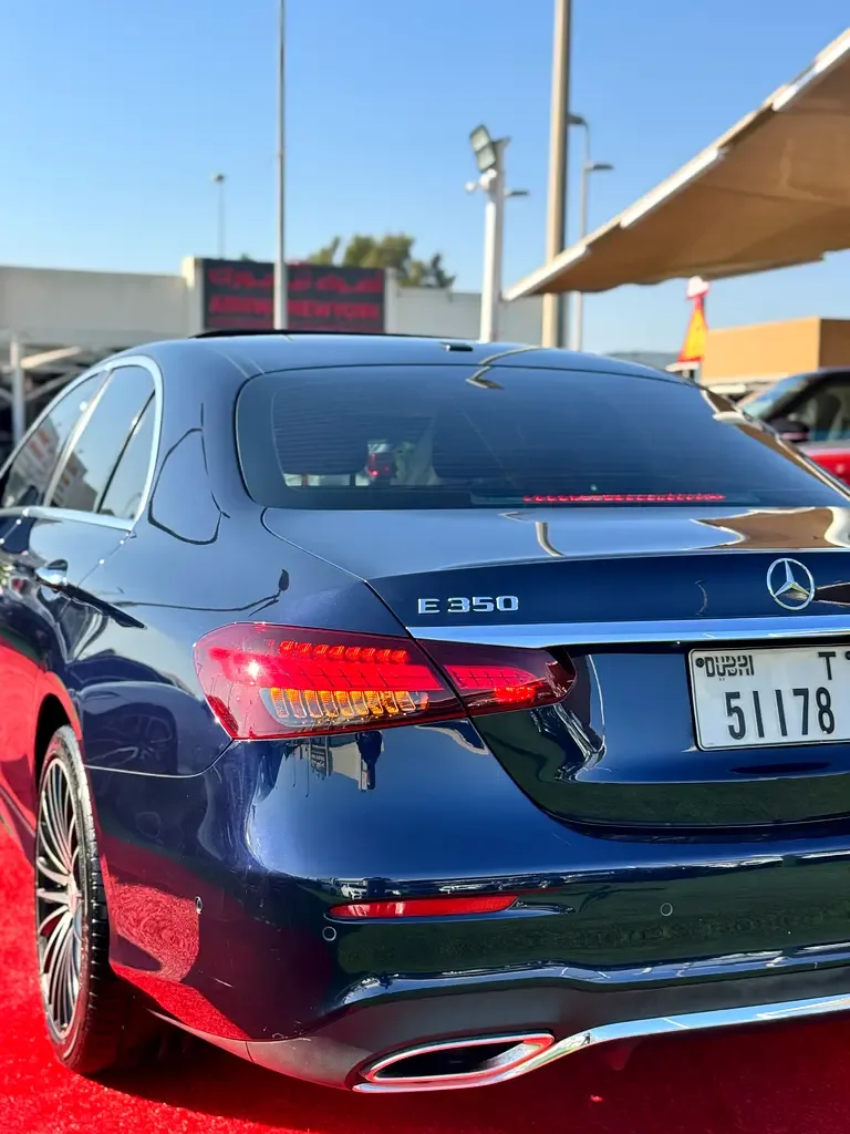 Mercedes-Benz E-Class 2.0 AT (255 حصان) - 10