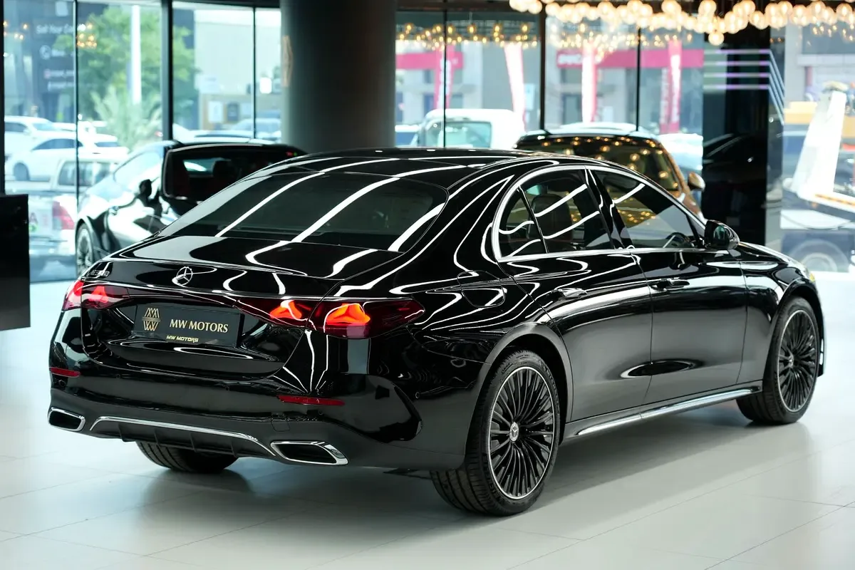 Mercedes-Benz E-Class 2.0 AT (255 hp) - 3