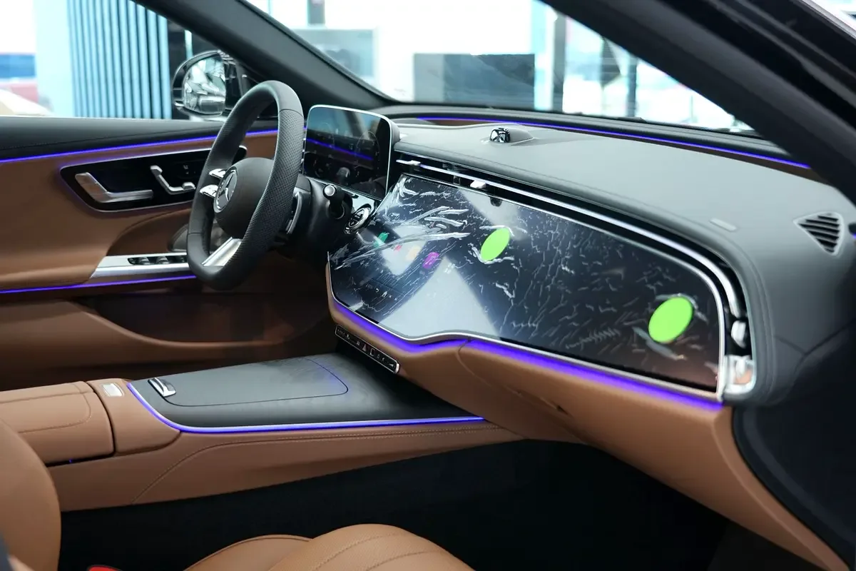 Mercedes-Benz E-Class 2.0 AT (255 حصان) - 10