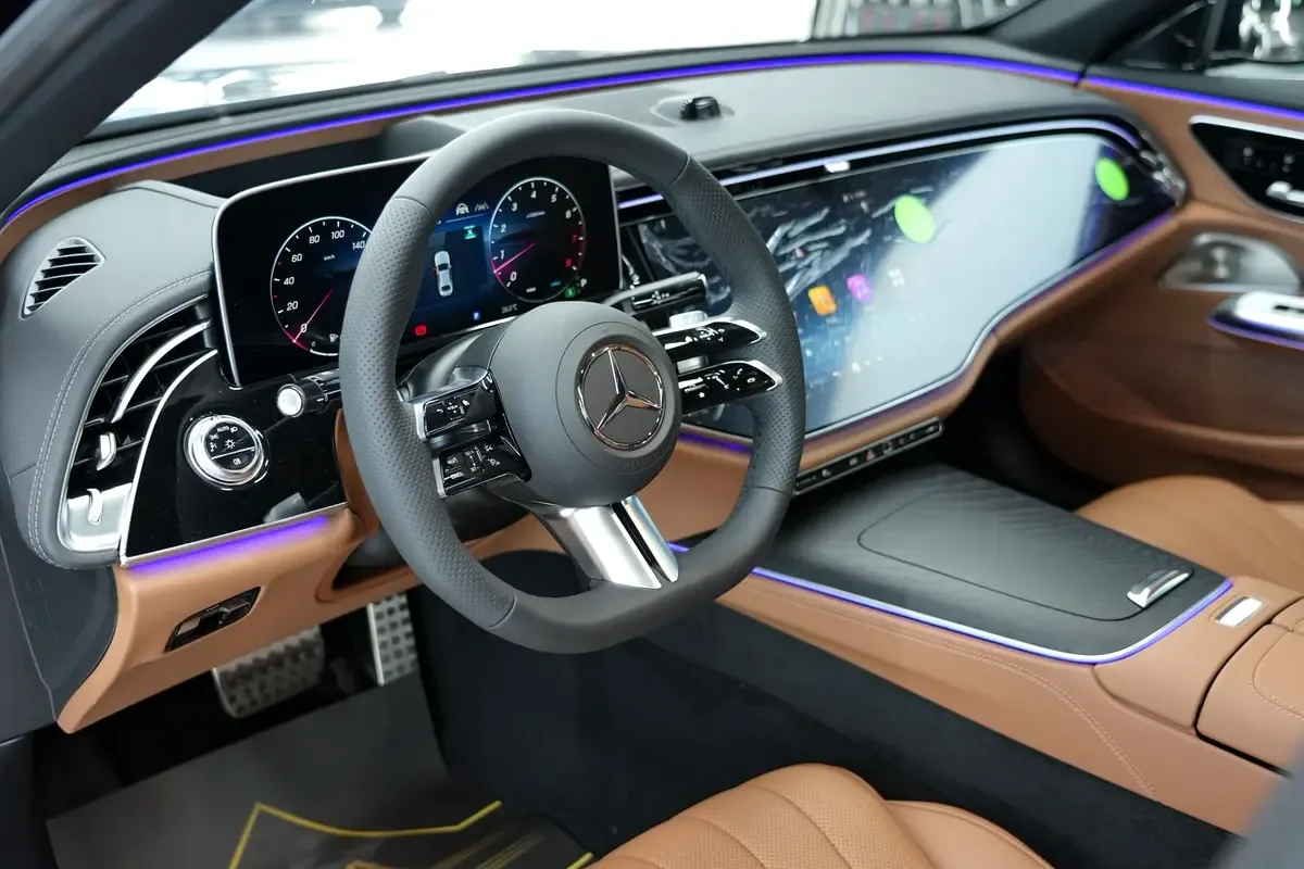 Mercedes-Benz E-Class 2.0 AT (255 حصان) - 12