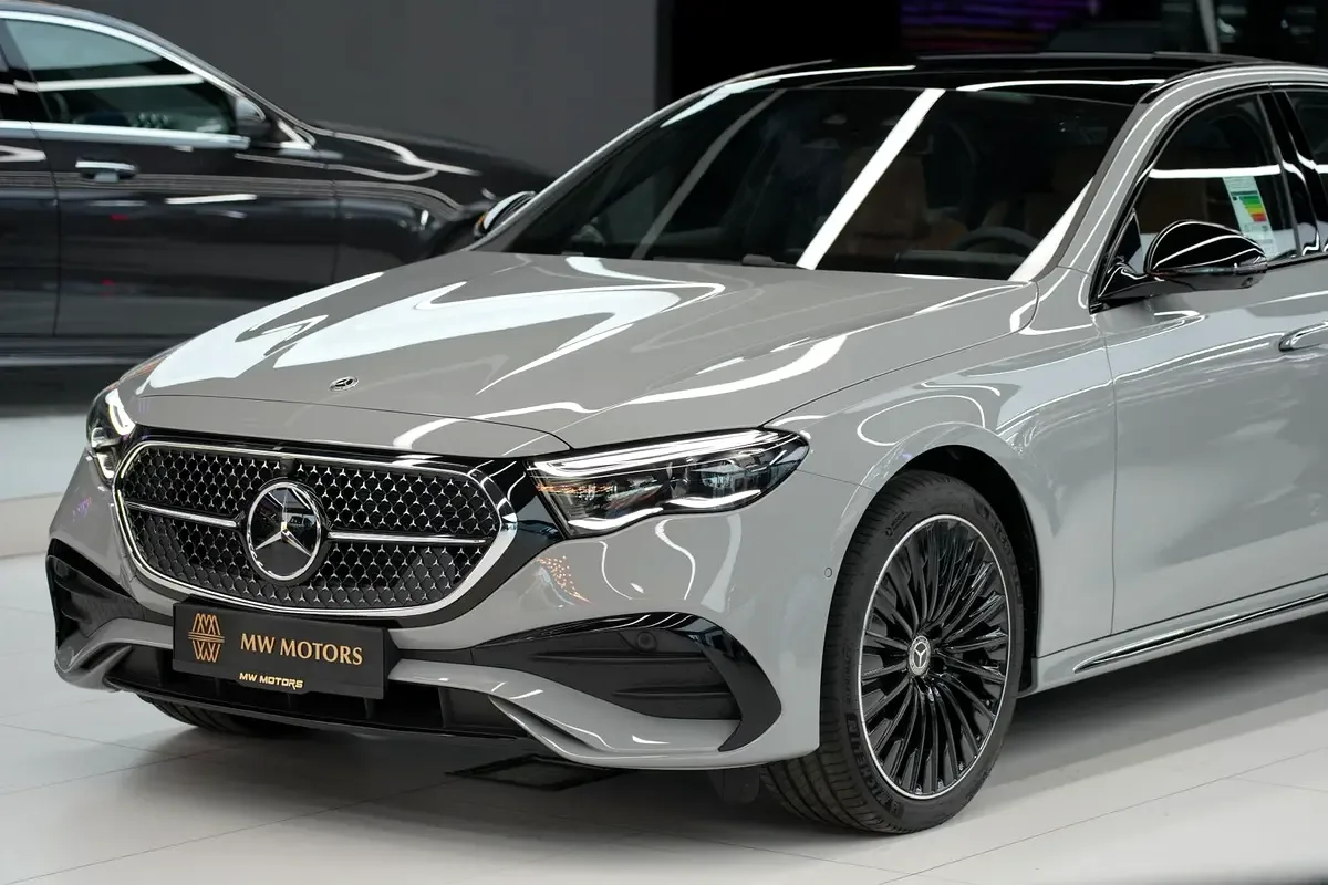 Mercedes-Benz E-Class 2.0 AT (255 hp) - 3