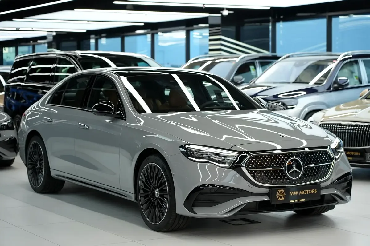 Mercedes-Benz E-Class 2.0 AT (255 hp)