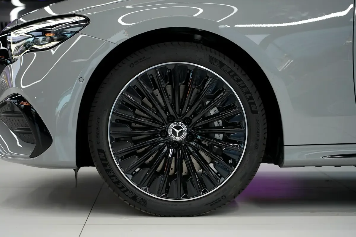 Mercedes-Benz E-Class 2.0 AT (255 hp) - 7