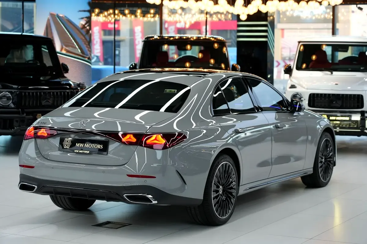 Mercedes-Benz E-Class 2.0 AT (255 hp) - 4