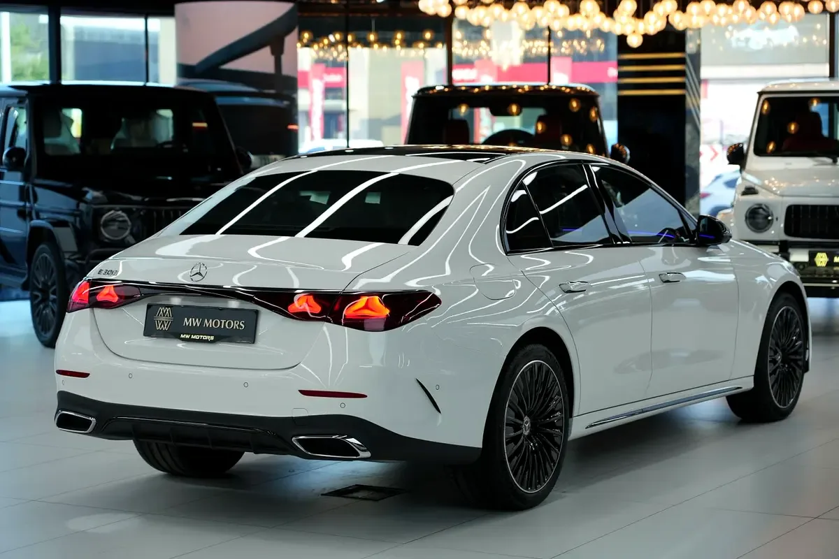 Mercedes-Benz E-Class 2.0 AT (255 hp) - 4