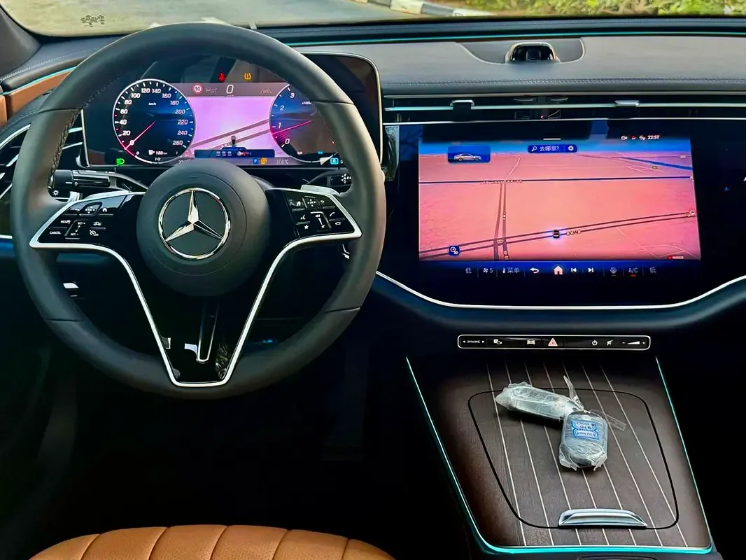 Mercedes-Benz E-Class 2.0 AT (255 حصان) - 12