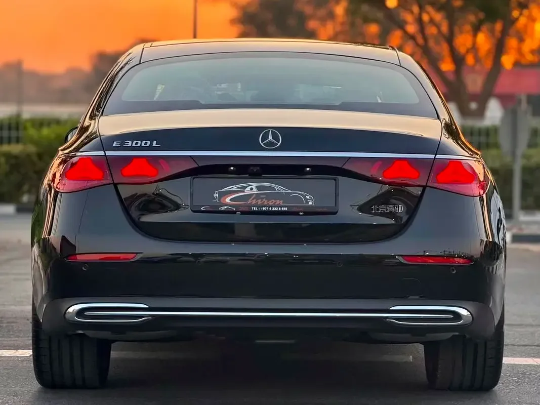 Mercedes-Benz E-Class 2.0 AT (255 حصان) - 10