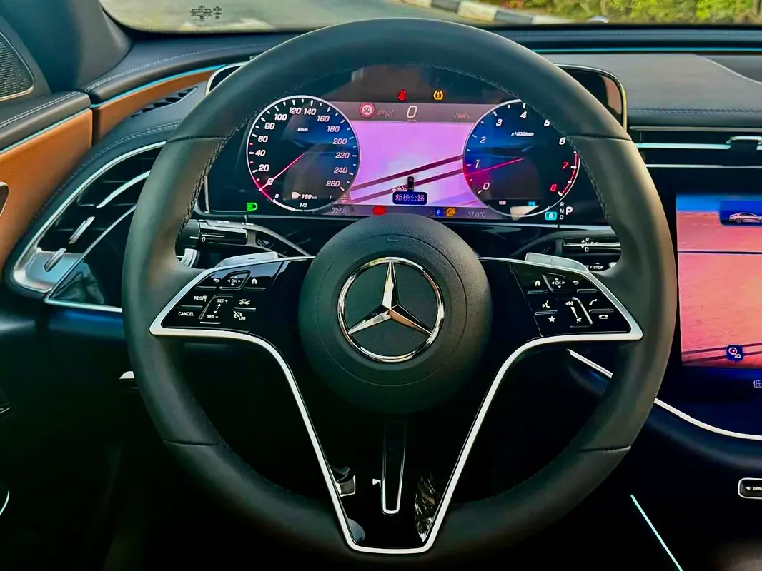 Mercedes-Benz E-Class 2.0 AT (255 حصان) - 15